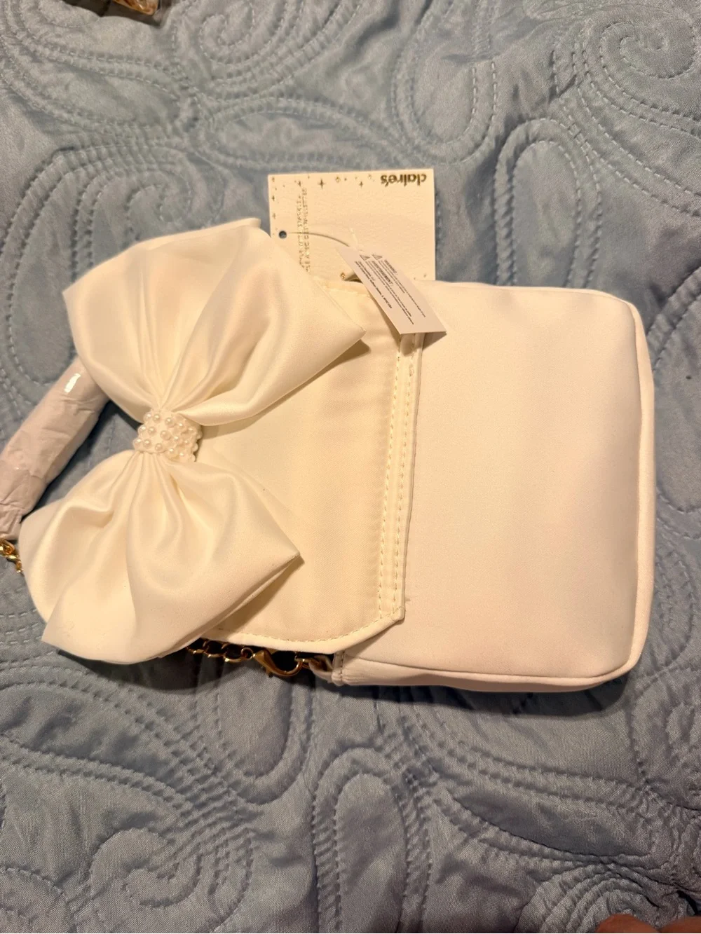 Ivory Bow Clutch with Pearl Accent